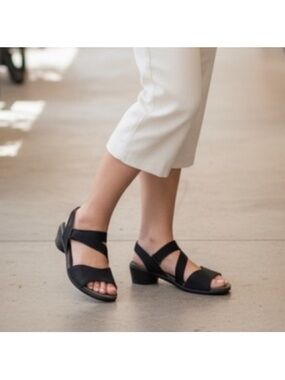 Mephisto Black Elastic Crossover Sandals